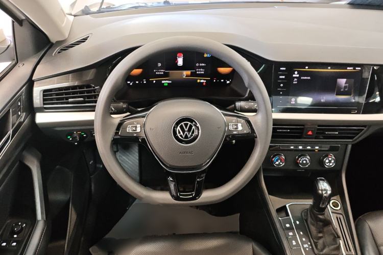 Used Volkswagen Lavida 2021 1.5L Automatic Comfort Edition Steering Wheel