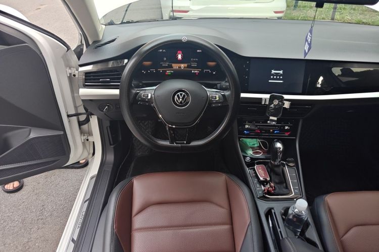 Used Volkswagen Lavida 2021 280TSI DSG Luxury Edition Steering Wheel