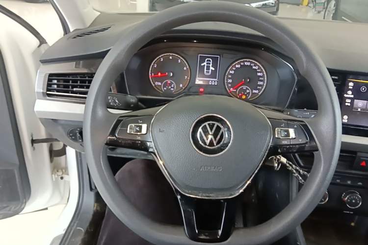 Used Volkswagen Lavida 2021 1.5L Automatic Comfort Edition Steering Wheel