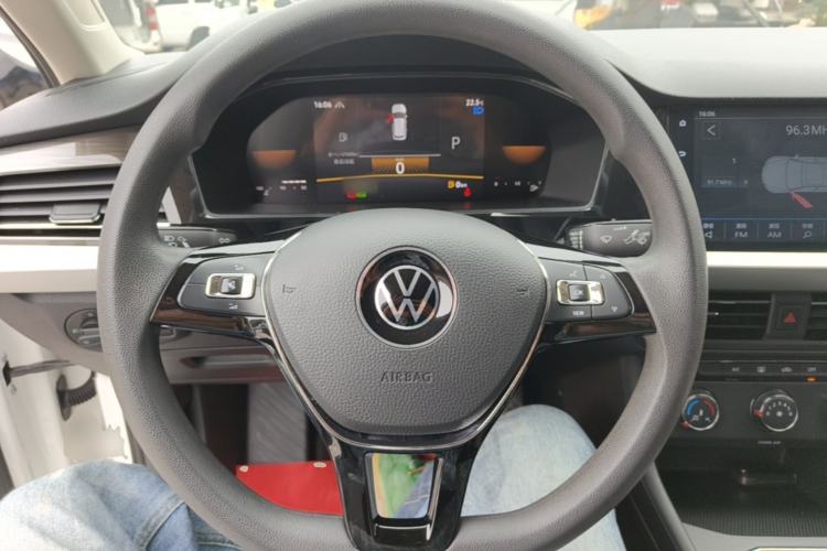 Used Volkswagen Lavida 2021 280TSI DSG Comfort Edition Steering Wheel