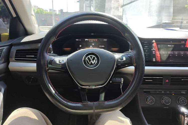 Used Volkswagen Lavida 2021 280TSI DSG Comfort Edition Steering Wheel