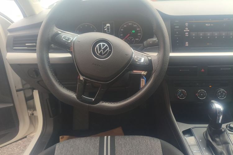 Used Volkswagen Lavida 2021 1.5L Automatic Fashion Edition Steering Wheel