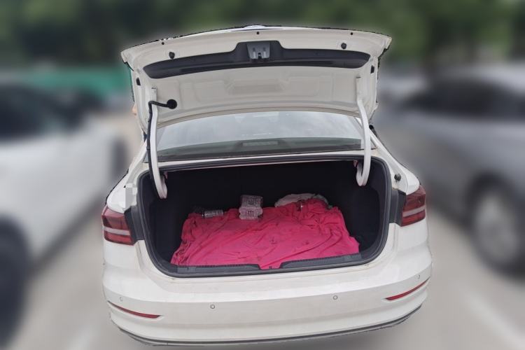 Used Volkswagen Lavida 2021 1.5L Automatic Comfort Edition Trunk