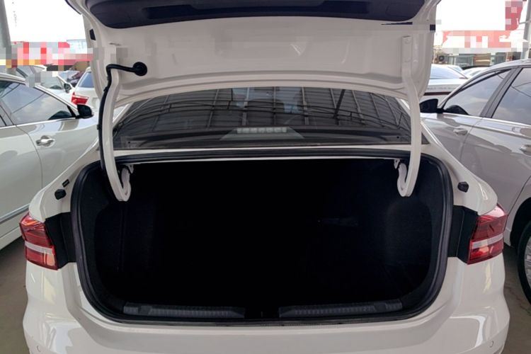 Used Volkswagen Lavida 2021 1.5L Automatic Comfort Edition Trunk