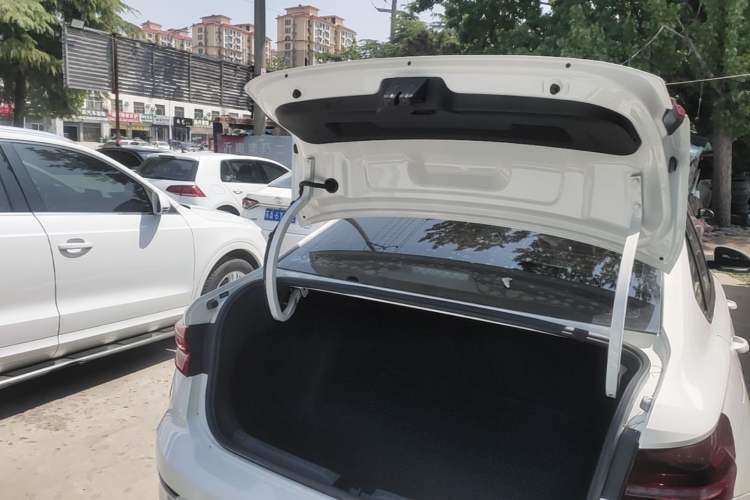 Used Volkswagen Lavida 2021 280TSI DSG Comfort Edition Trunk