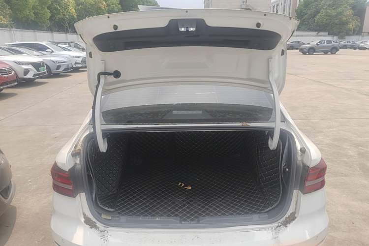 Used Volkswagen Lavida 2021 280TSI DSG Comfort Edition Trunk