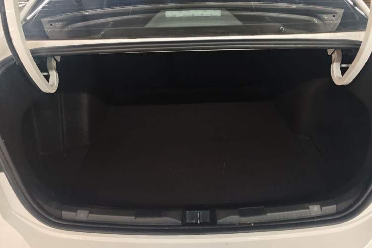 Used Volkswagen Lavida 2021 280TSI DSG Comfort Edition Trunk