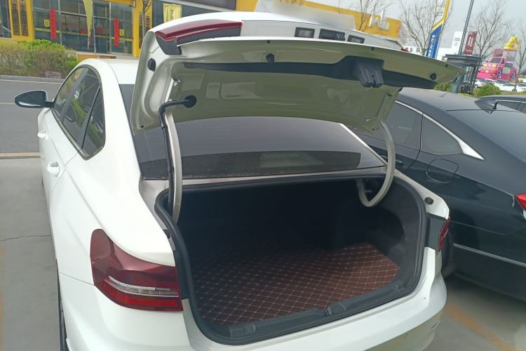 Used Volkswagen Lavida 2021 1.5L Automatic Comfort Edition Trunk