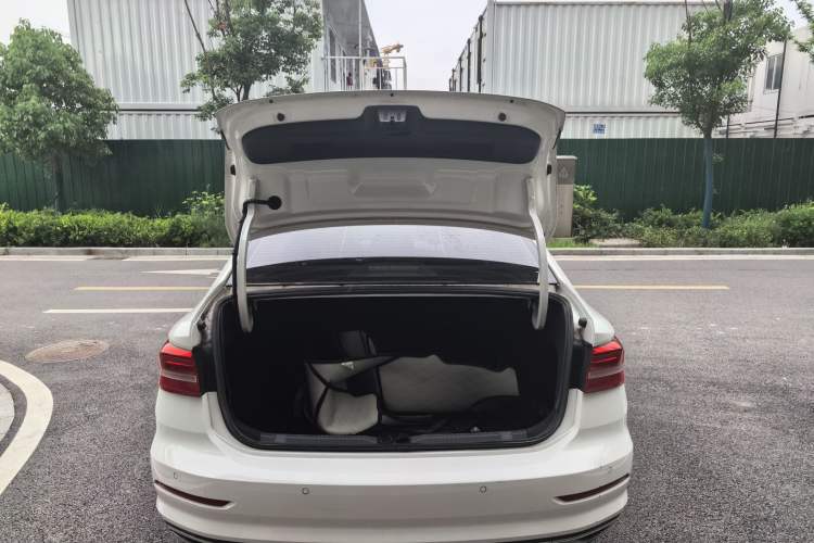 Used Volkswagen Lavida 2021 280TSI DSG Comfort Edition Trunk