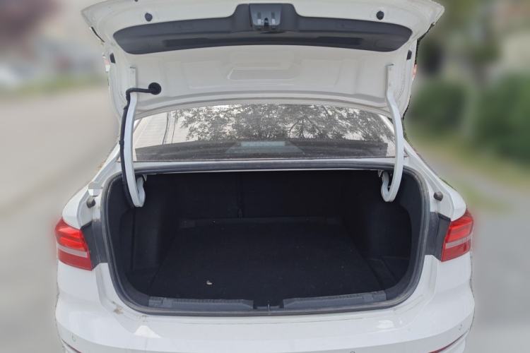 Used Volkswagen Lavida 2021 1.5L Automatic Comfort Edition Trunk