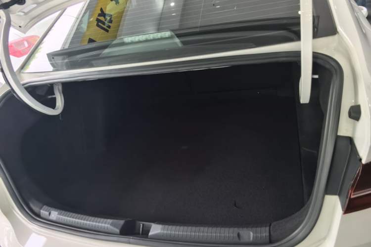 Used Volkswagen Lavida 2021 280TSI DSG Comfort Edition Trunk