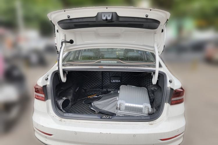 Used Volkswagen Lavida 2021 1.5L Automatic Vision Edition Trunk