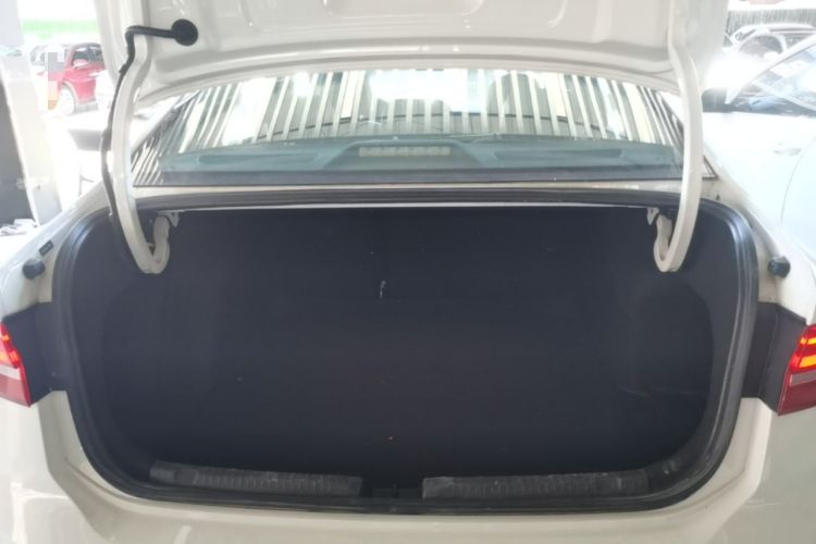 Used Volkswagen Lavida 2021 280TSI DSG Comfort Edition Trunk