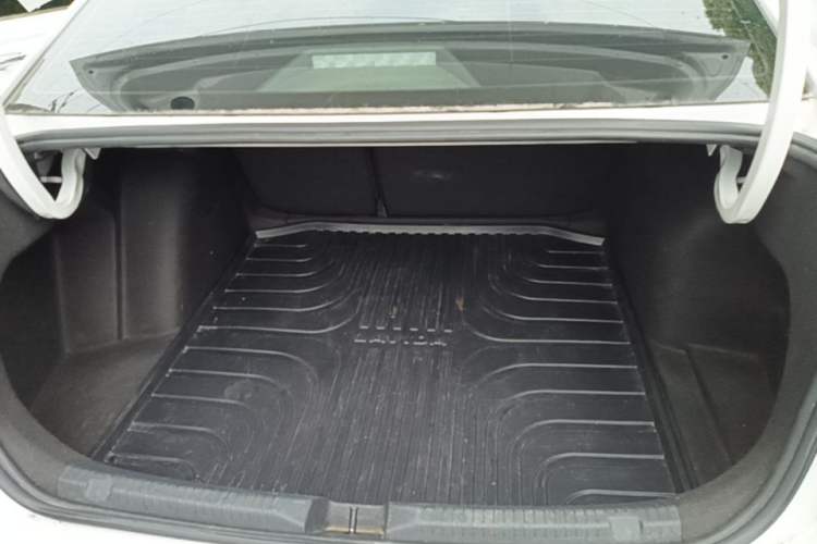 Used Volkswagen Lavida 2021 280TSI DSG Comfort Edition Trunk