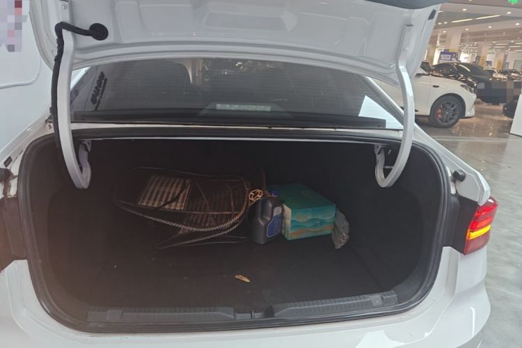Used Volkswagen Lavida 2021 1.5L Automatic Comfort Edition Trunk