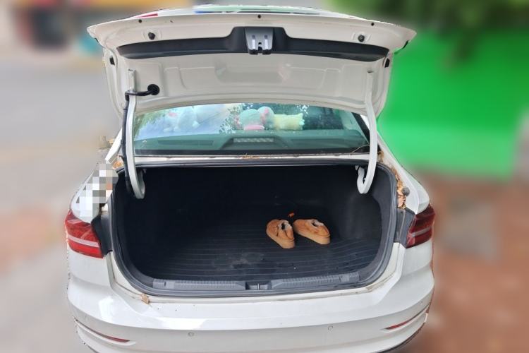 Used Volkswagen Lavida 2021 1.5L Automatic Vision Edition Trunk