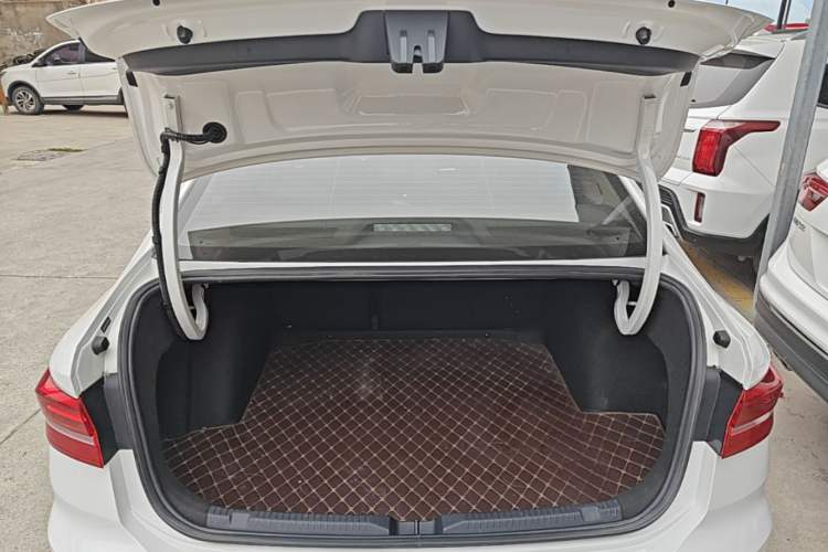Used Volkswagen Lavida 2021 280TSI DSG Comfort Edition Trunk