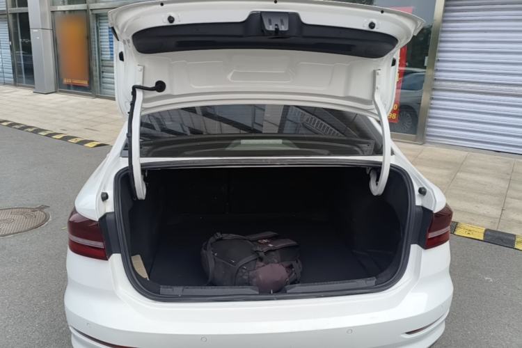 Used Volkswagen Lavida 2021 280TSI DSG Comfort Edition Trunk
