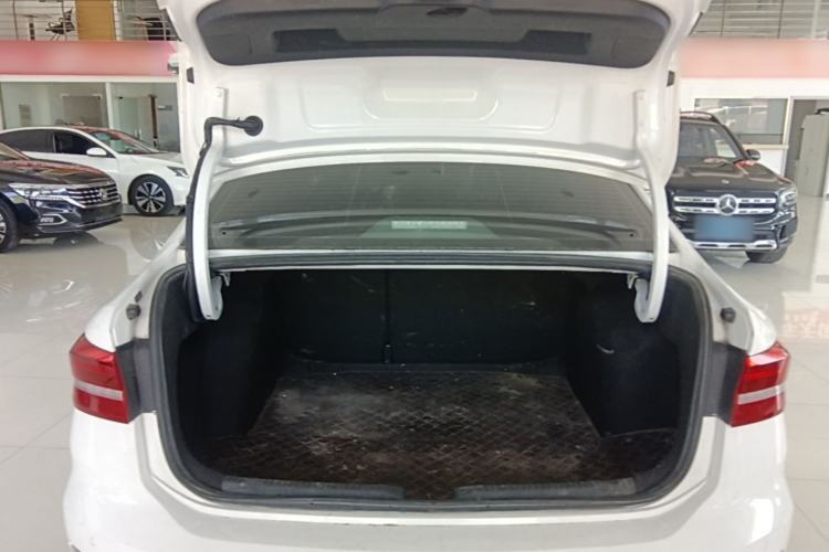 Used Volkswagen Lavida 2021 1.5L Automatic Comfort Edition Trunk