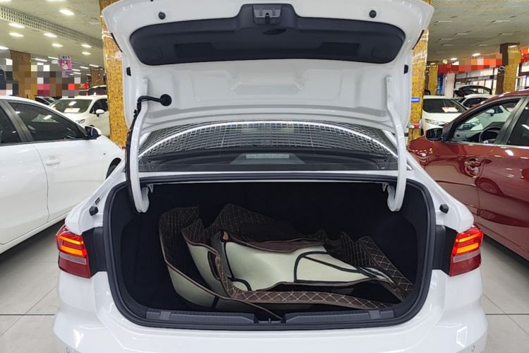 Used Volkswagen Lavida 2021 1.5L Automatic Vision Edition Trunk
