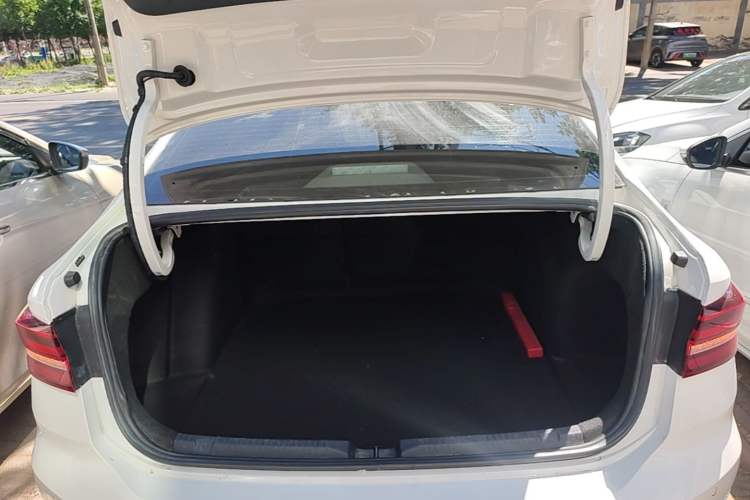 Used Volkswagen Lavida 2021 280TSI DSG Comfort Edition Trunk