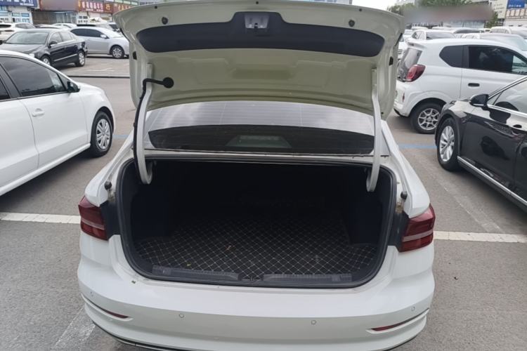 Used Volkswagen Lavida 2021 280TSI DSG Comfort Edition Trunk