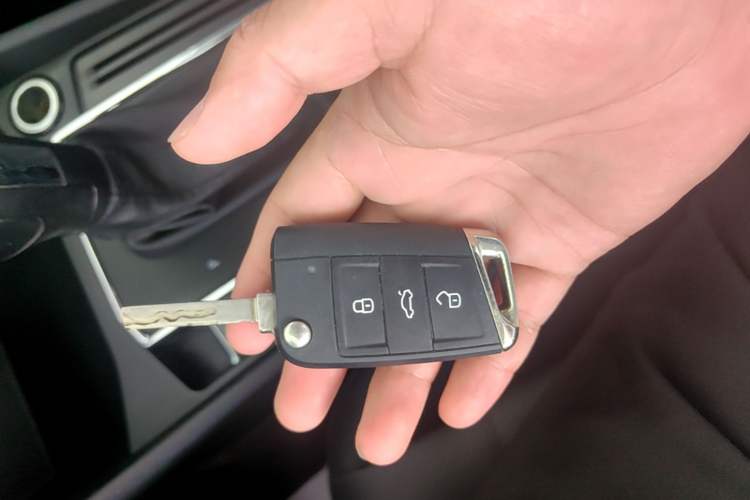 Used Volkswagen Lavida 2021 1.5L Automatic Comfort Edition Vehicle Key