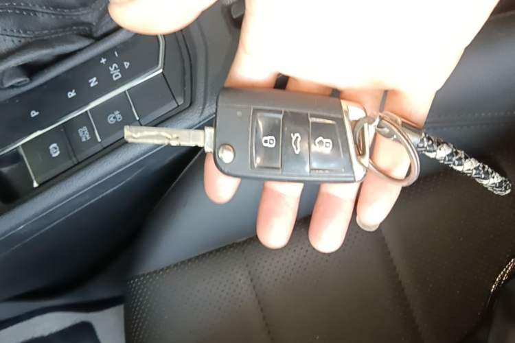 Used Volkswagen Lavida 2021 1.5L Automatic Comfort Edition Vehicle Key