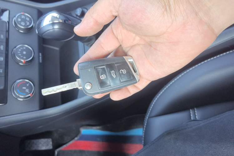Used Volkswagen Lavida 2021 1.5L Automatic Fashion Edition Vehicle Key