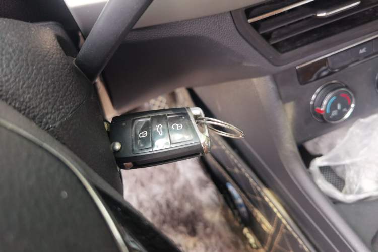 Used Volkswagen Lavida 2021 1.5L Automatic Comfort Edition Vehicle Key