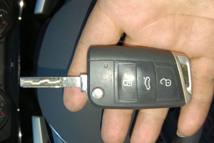 Used Volkswagen Lavida 2021 1.5L Automatic Comfort Edition Vehicle Key