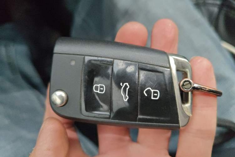 Used Volkswagen Lavida 2021 1.5L Automatic Vision Edition Vehicle Key