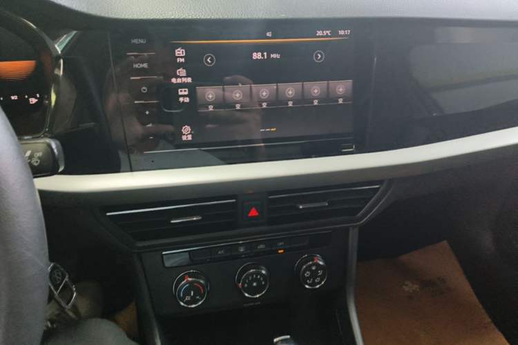 Used Volkswagen Lavida 2021 1.5L Automatic Comfort Edition Audio And AC Panel