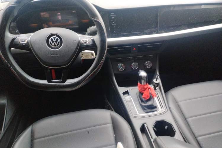 Used Volkswagen Lavida 2021 1.5L Automatic Comfort Edition Center Console