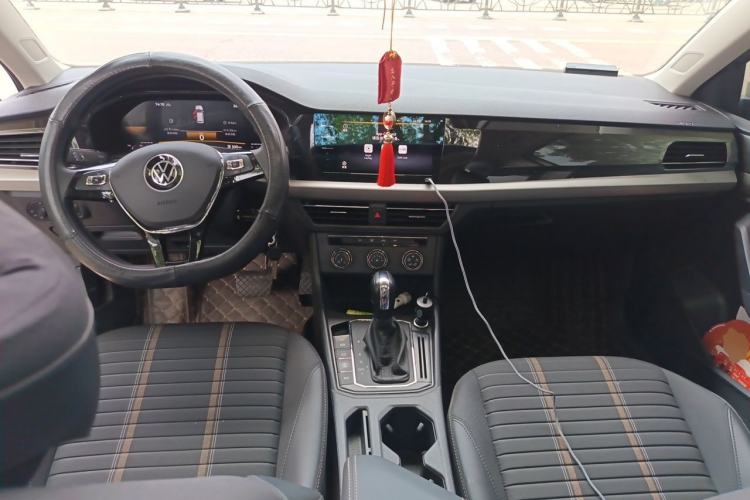 Used Volkswagen Lavida 2021 280TSI DSG Luxury Edition Center Console