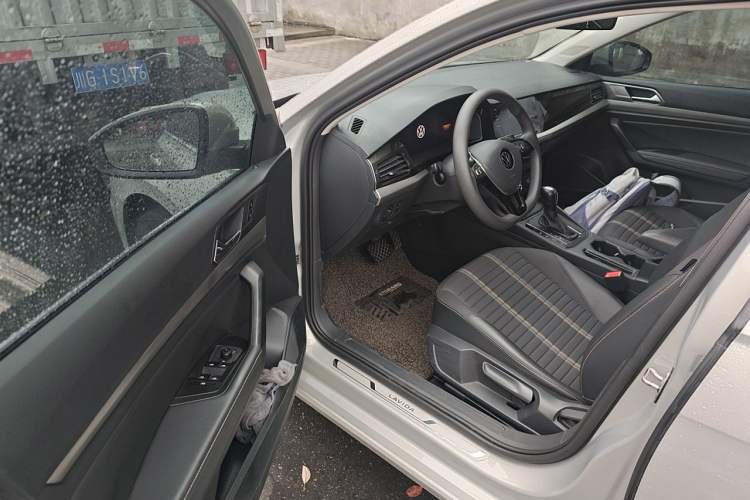 Used Volkswagen Lavida 2021 280TSI DSG Comfort Edition Driver Seat