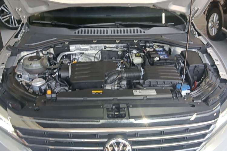 Used Volkswagen Lavida 2021 1.5L Automatic Vision Edition Engine Bay