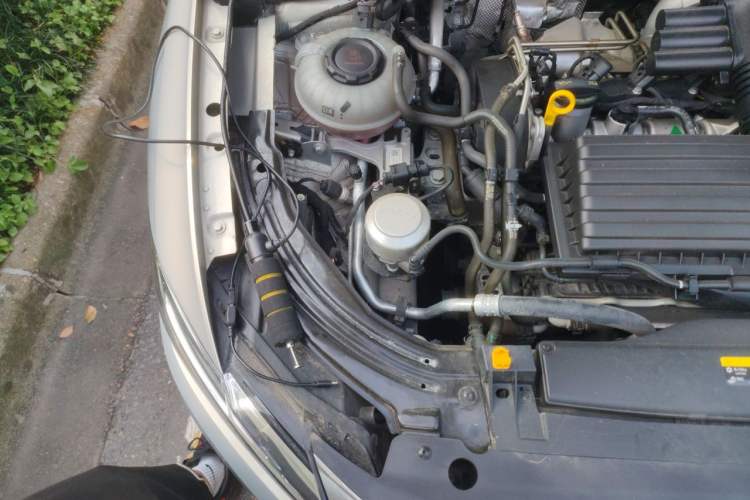 Used Volkswagen Lavida 2021 280TSI DSG Comfort Edition Engine Bay Right