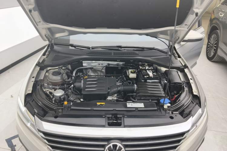 Used Volkswagen Lavida 2021 1.5L Automatic Comfort Edition Engine Bay