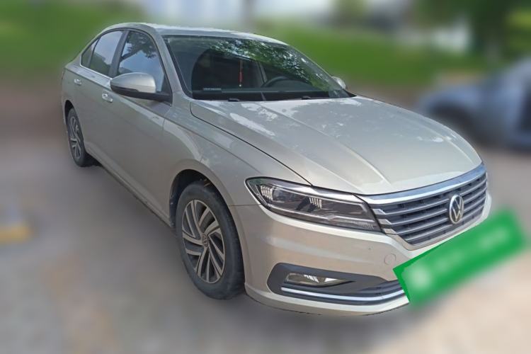 Used Volkswagen Lavida 2021 280TSI DSG Luxury Edition Front Right 45 Deg