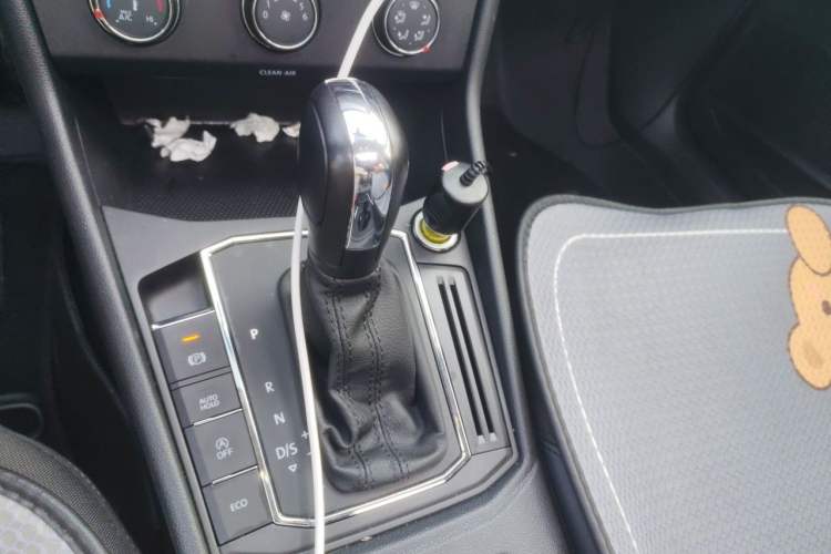 Used Volkswagen Lavida 2021 280TSI DSG Comfort Edition Gear Lever