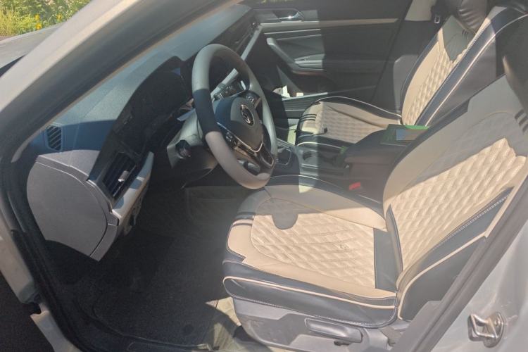 Used Volkswagen Lavida 2021 280TSI DSG Comfort Edition Left Front Seat