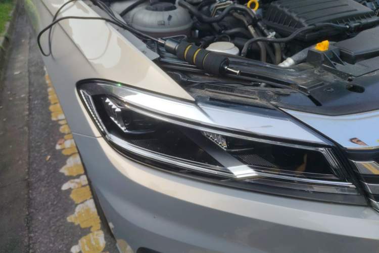 Used Volkswagen Lavida 2021 280TSI DSG Comfort Edition Right Front Headlight