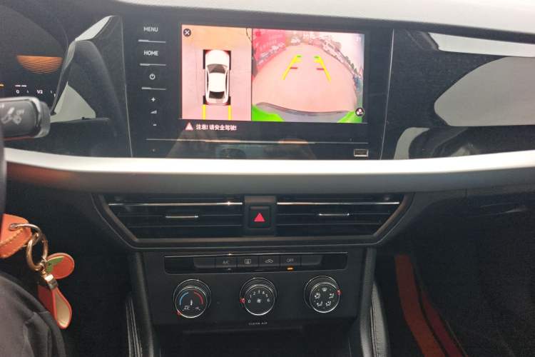 Used Volkswagen Lavida 2022 280TSI DSG Comfort Edition Audio And AC Panel