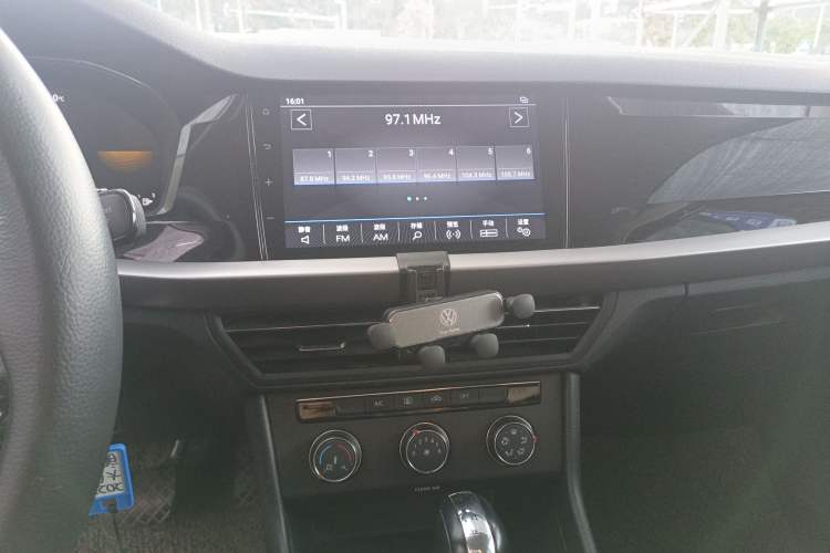Used Volkswagen Lavida 2022 280TSI DSG Comfort Edition Audio And AC Panel