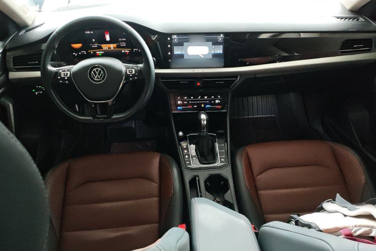 Used Volkswagen Lavida 2022 280TSI DSG Luxury Edition Center Console