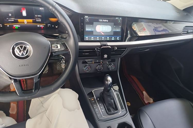 Used Volkswagen Lavida 2022 280TSI DSG Comfort Edition Center Console