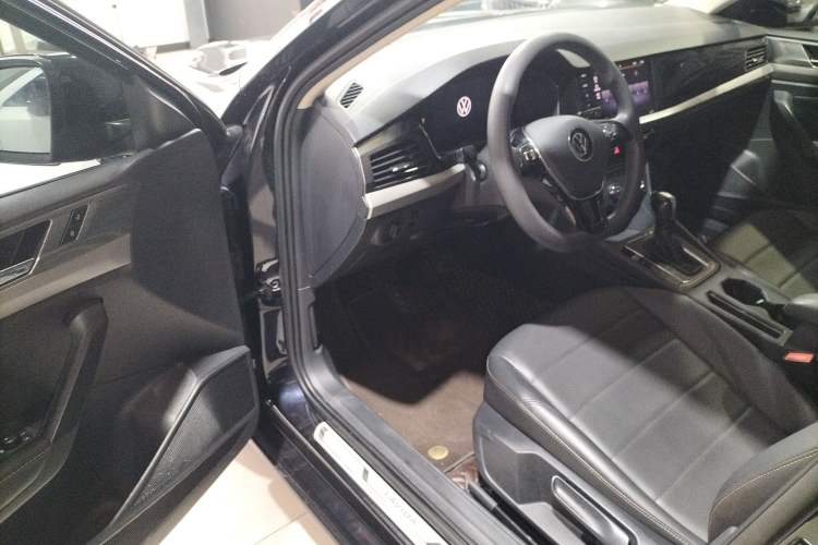 Used Volkswagen Lavida 2022 1.5L Automatic Comfort Edition Driver Seat