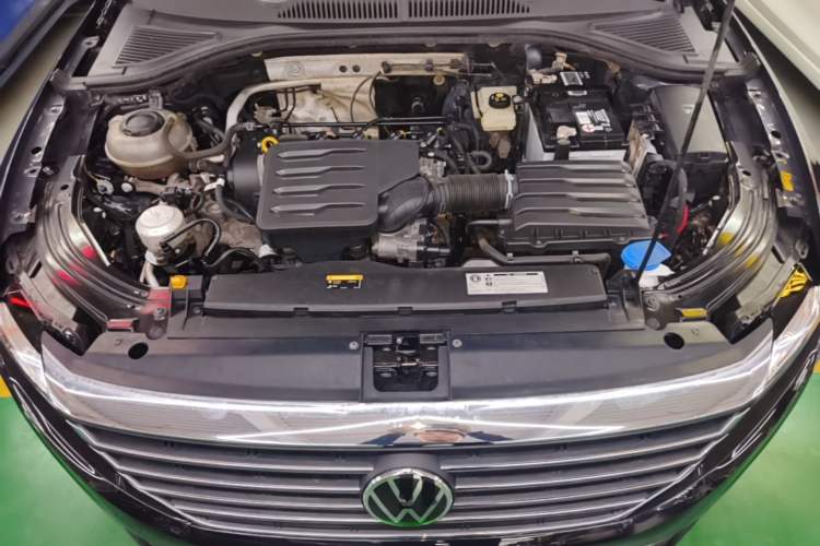 Used Volkswagen Lavida 2022 1.5L Automatic Comfort Edition Engine Bay