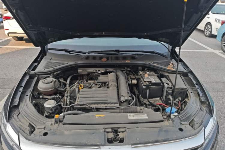 Used Volkswagen Lavida 2022 280TSI DSG Comfort Edition Engine Bay